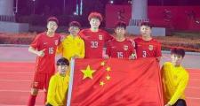 -中国足球职业联赛中球队实力逐渐崭露头角