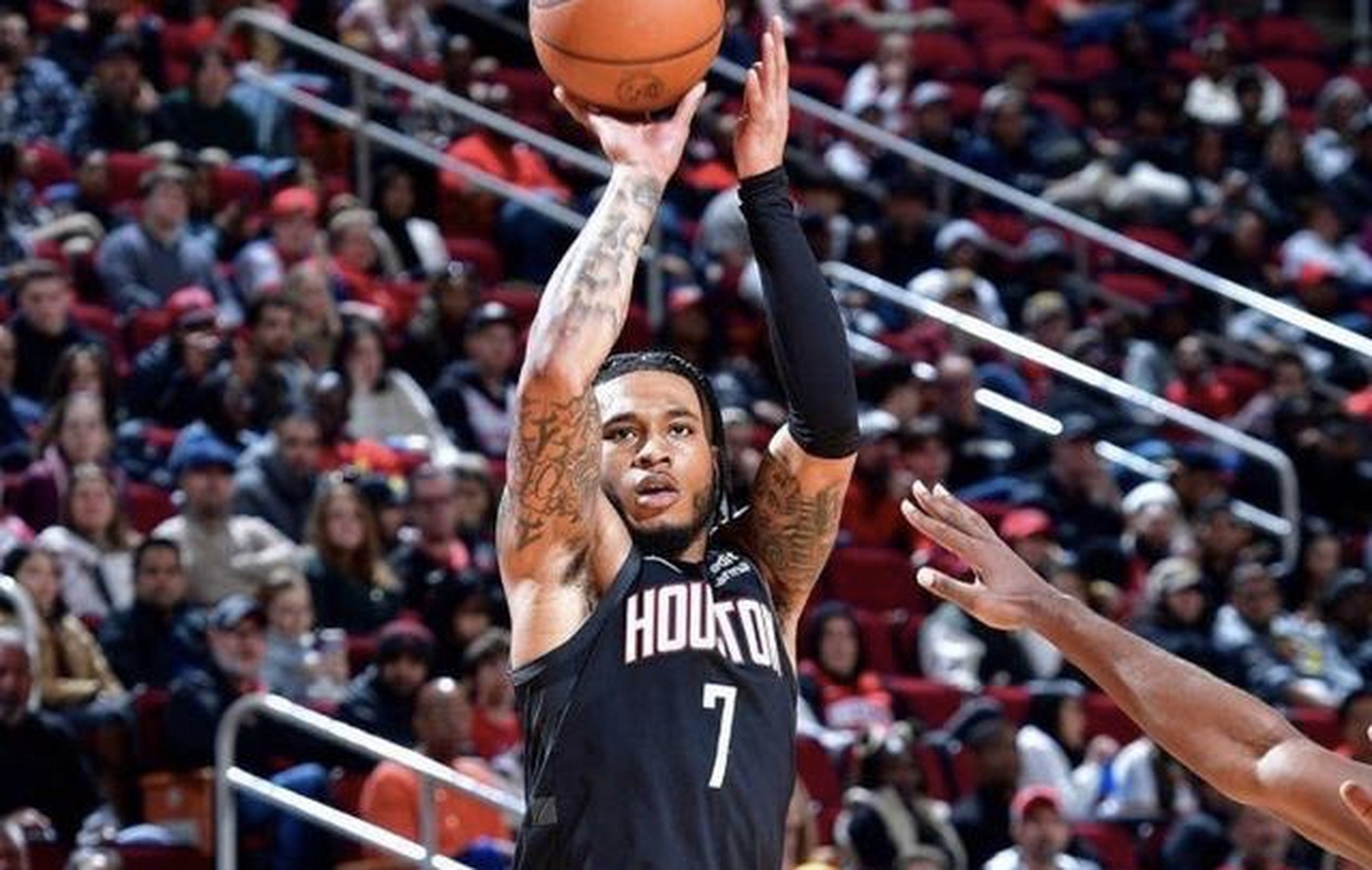 关于凯尔特人战胜火箭赛场实力胜利标志的信息