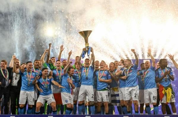 他维斯球员坚守防线，帮助球队获胜