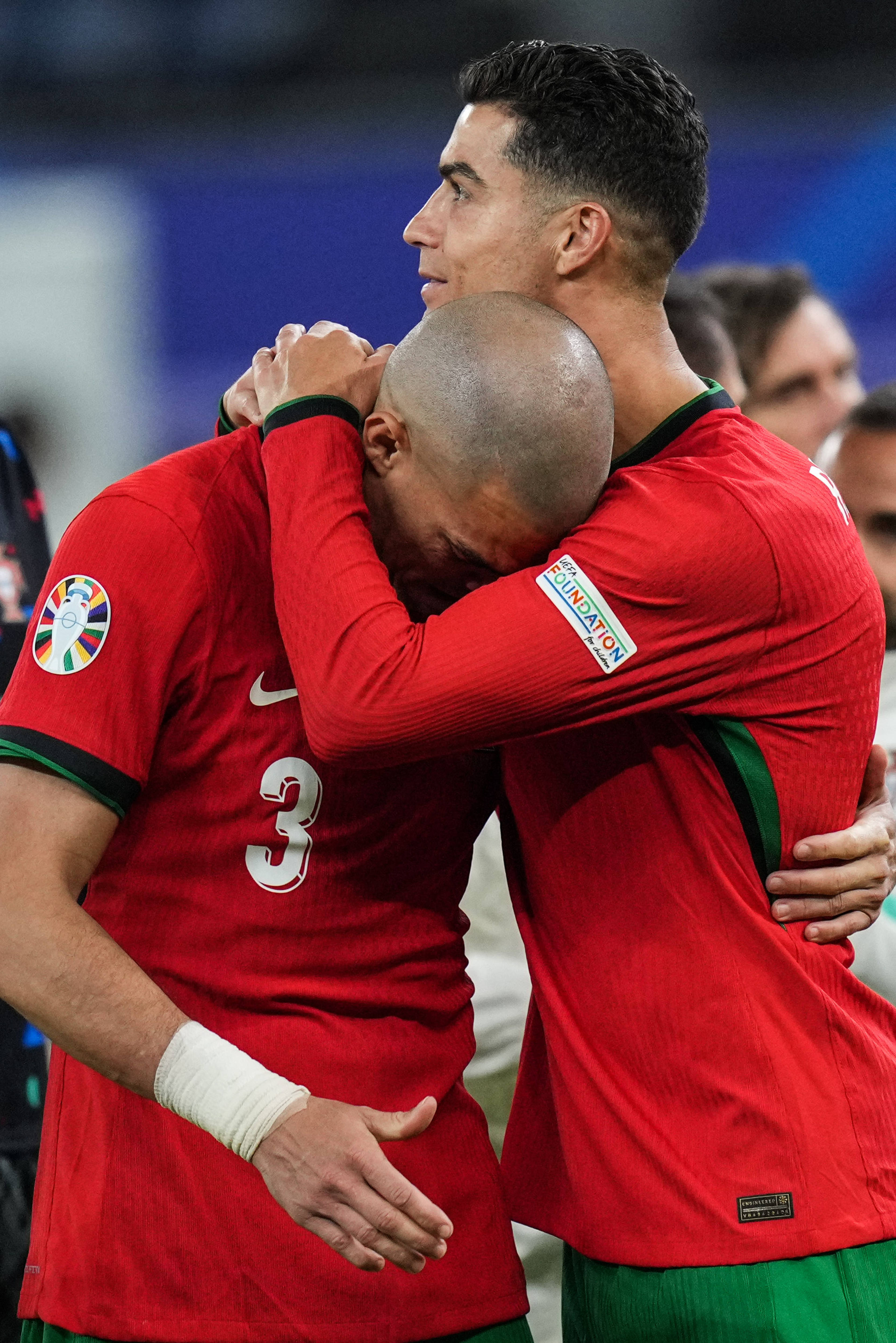 挪威力克斯洛文尼亚，成功晋级欧锦预赛淘汰赛