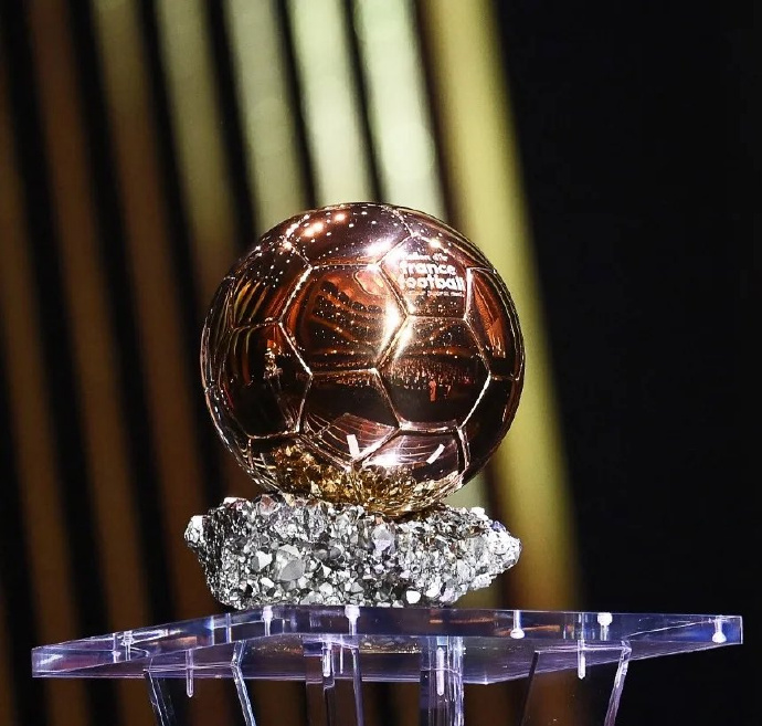 德国女足队员获得最佳射手奖