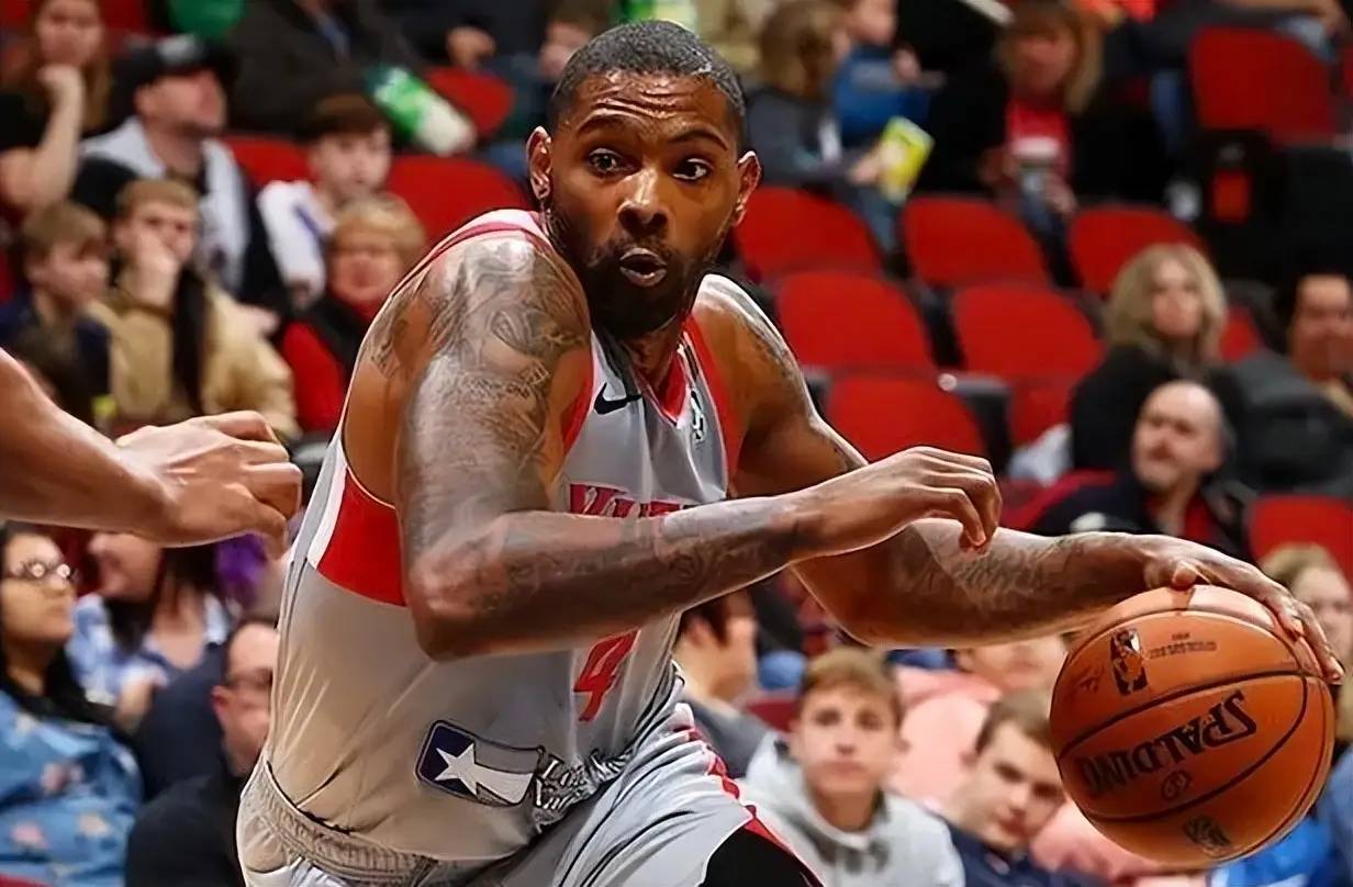 包含桑普多利亚签下新援，助阵关键战役的词条