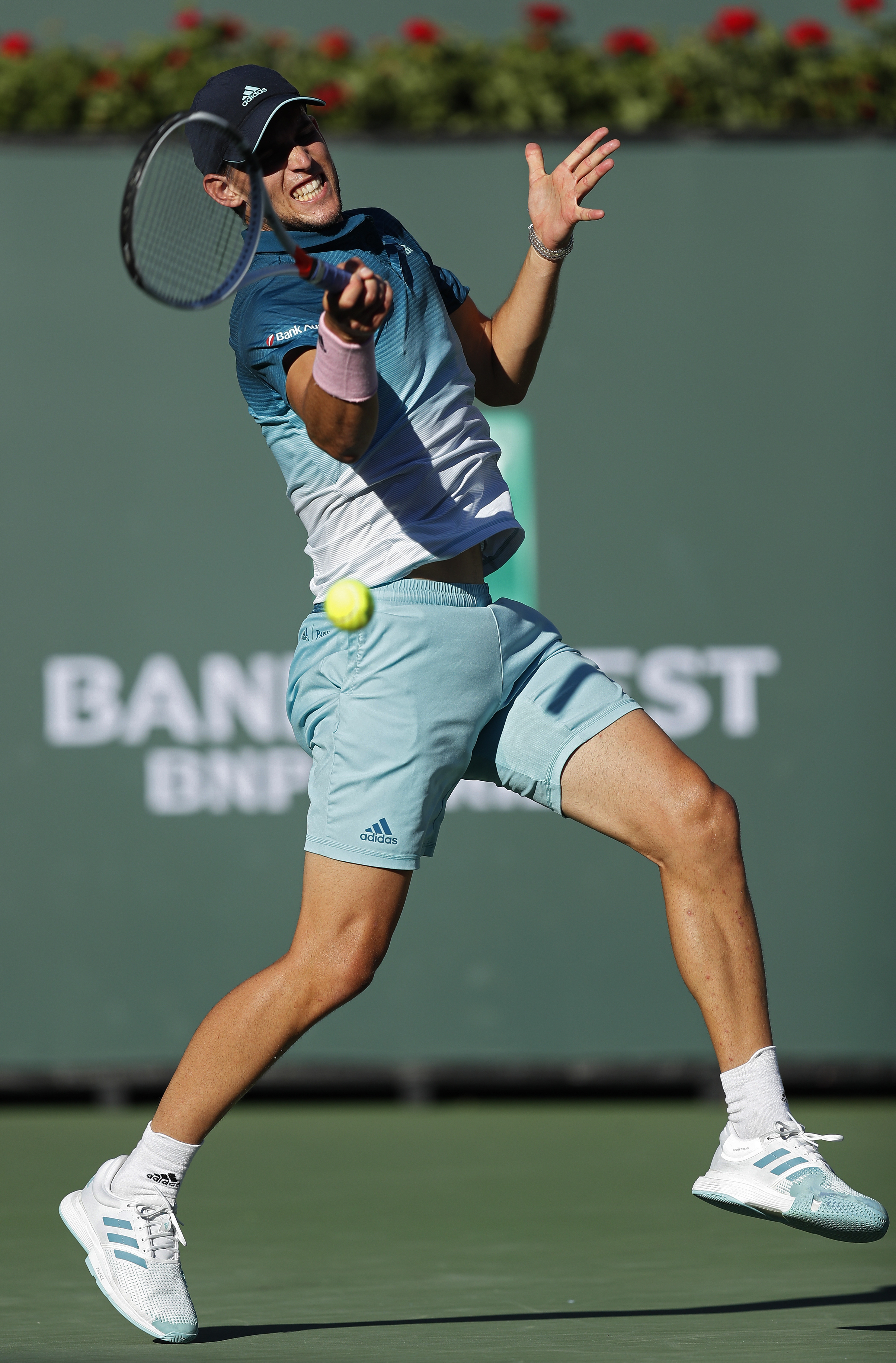 奥地利选手灿烂登场，夺得冠军头衔