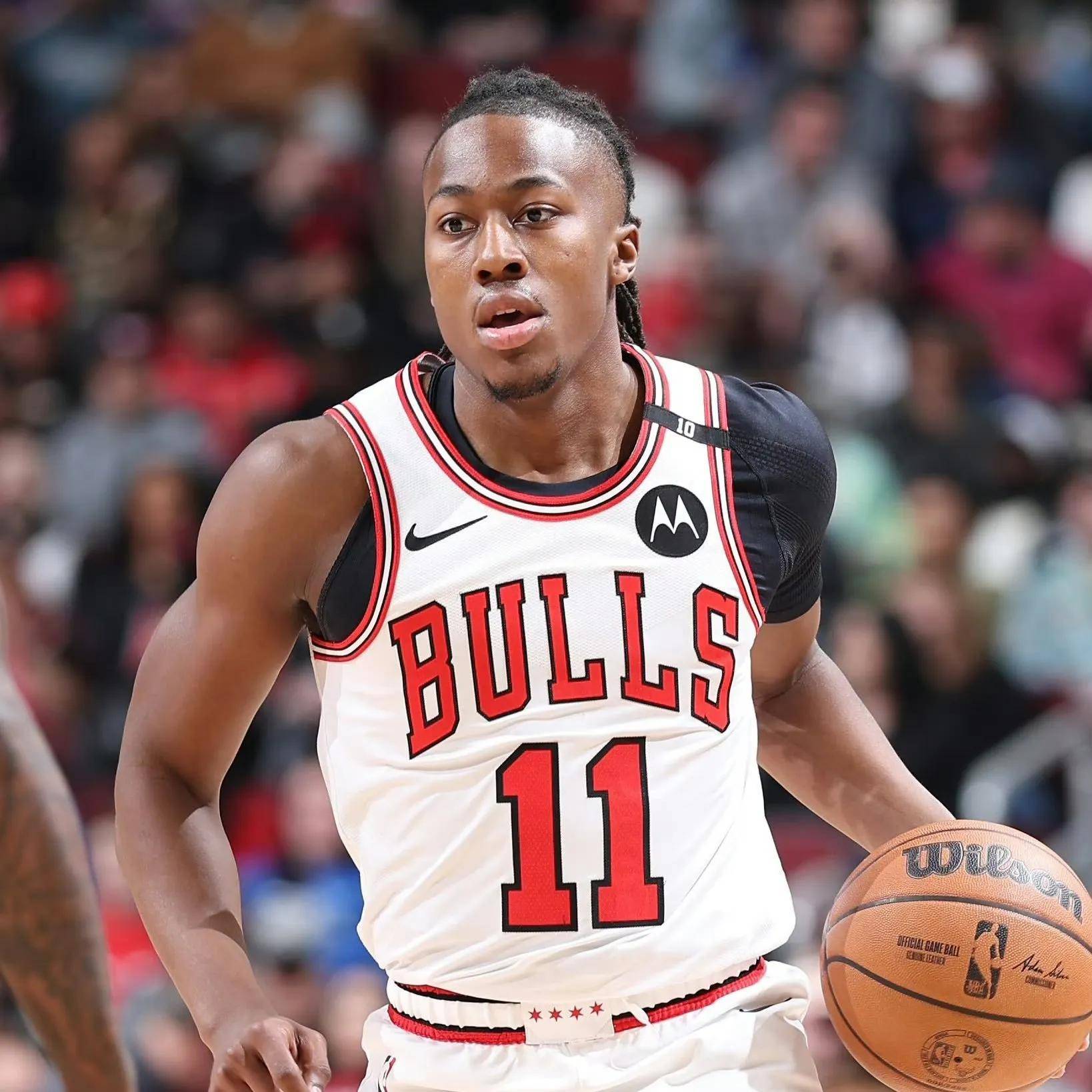 热门球队突破困境，逆转取胜