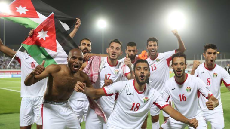 约旦队奋力拼搏，晋级十六强的简单介绍