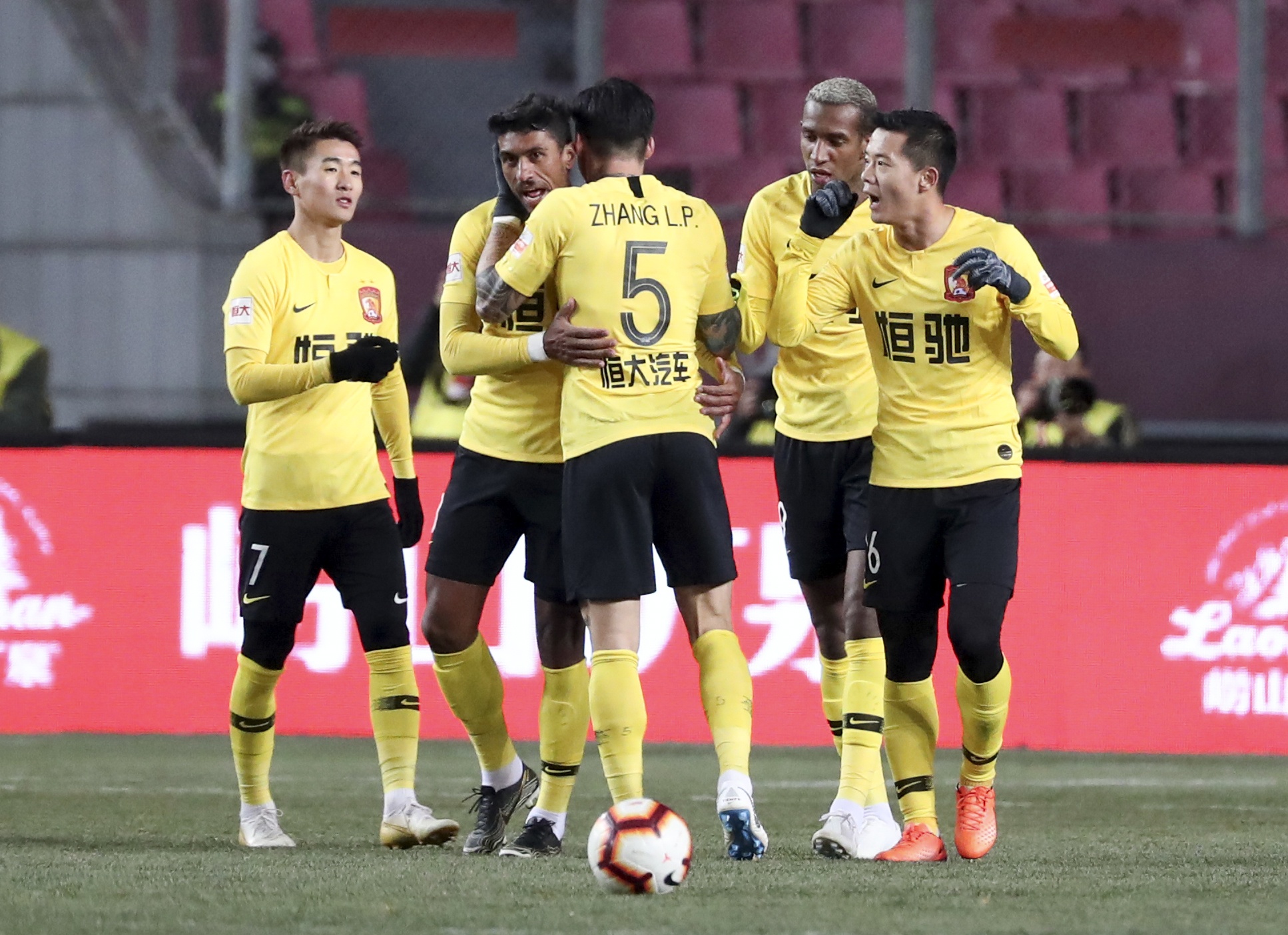 包含河北华夏幸福队掌握对战节奏,取得关键胜利的词条 包含河北华夏幸福队掌握对战节奏,取得关键胜利的词条