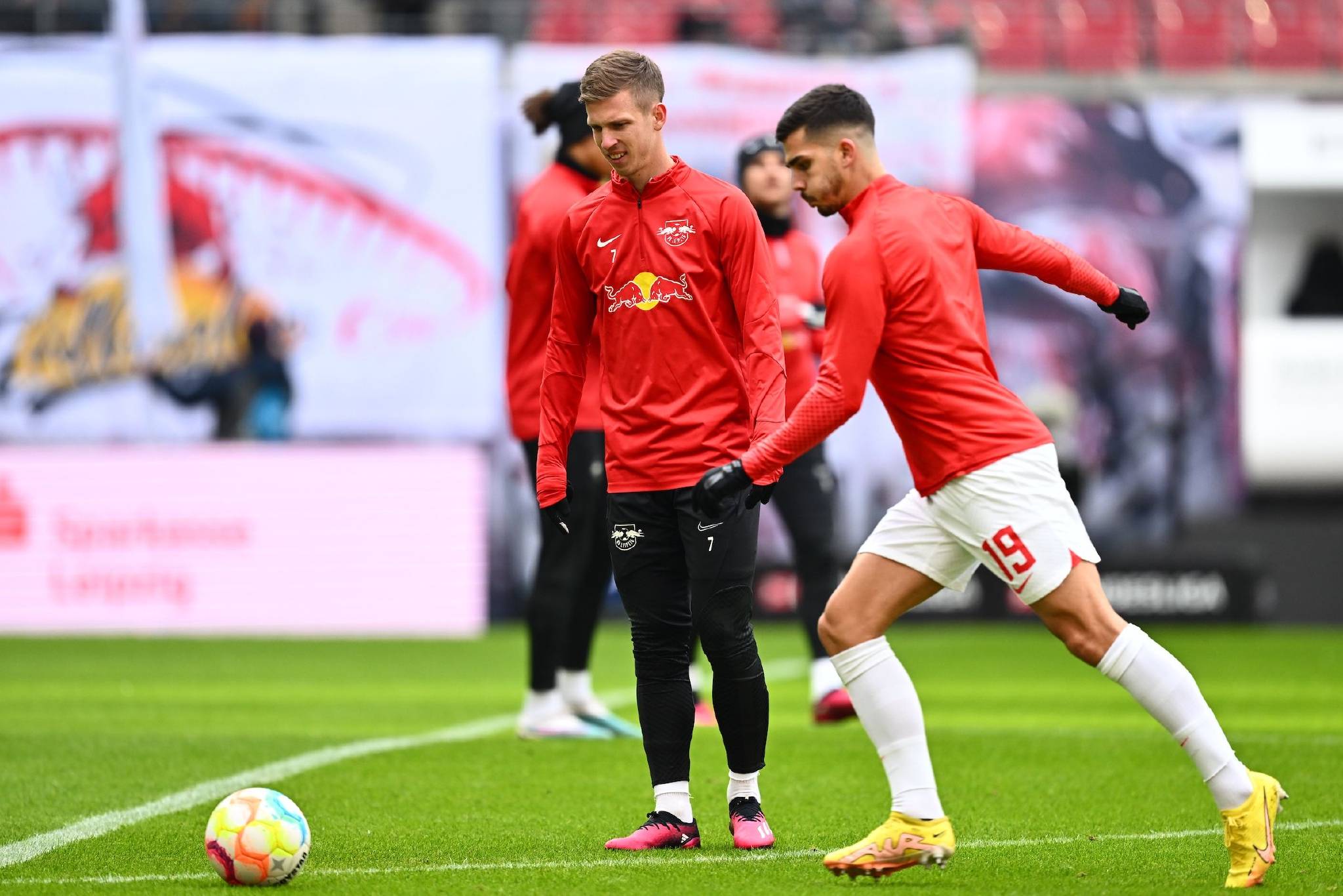 霍芬海姆取得连胜,势不可挡朝着冠军前进的简单介绍 霍芬海姆取得连胜,势不可挡朝着冠军前进的简单介绍