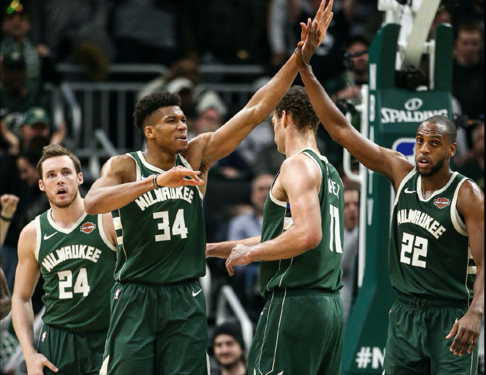 雄鹿力克篮网，稳坐东部第一