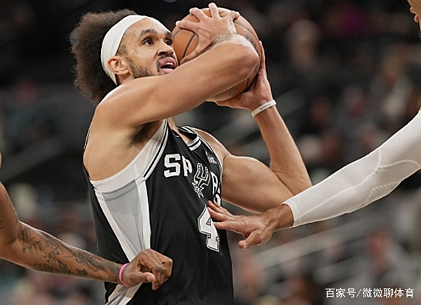 鹈鹕击败马刺,保持不败记录 鹈鹕击败马刺,保持不败记录